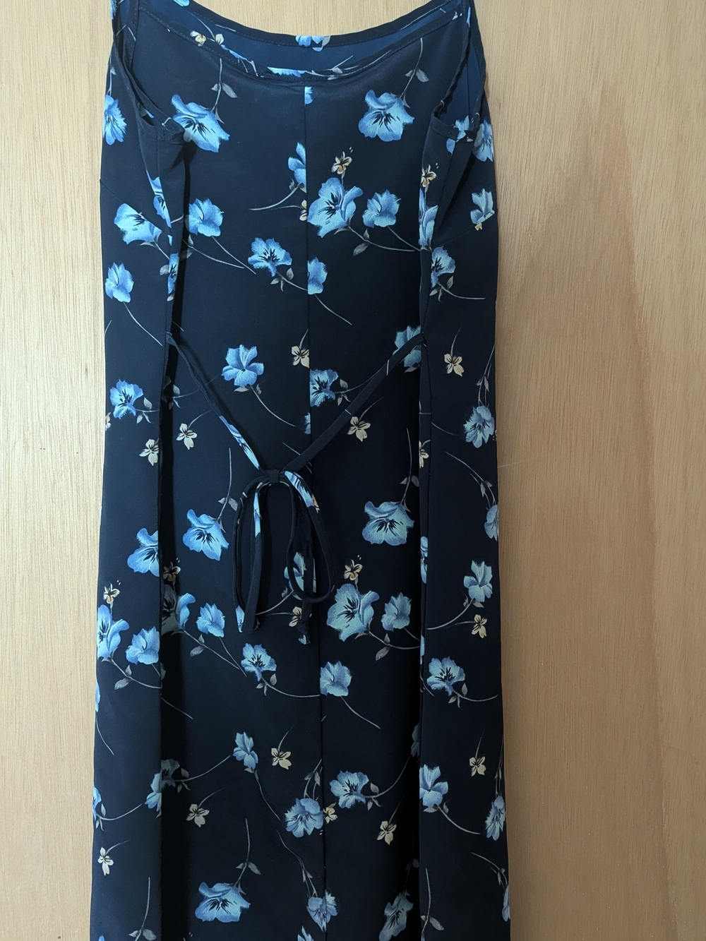 Women's Navy Floral Tie-Waist Skirt - Blue Floral